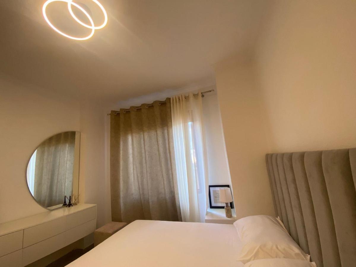 Guest House Open Room Durrës Exterior foto